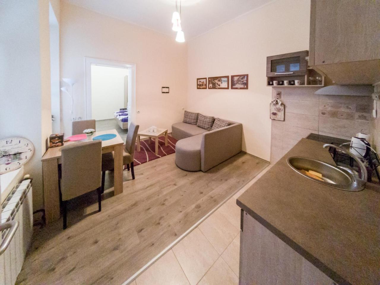 Apartment Ema เบลเกรด ภายนอก รูปภาพ